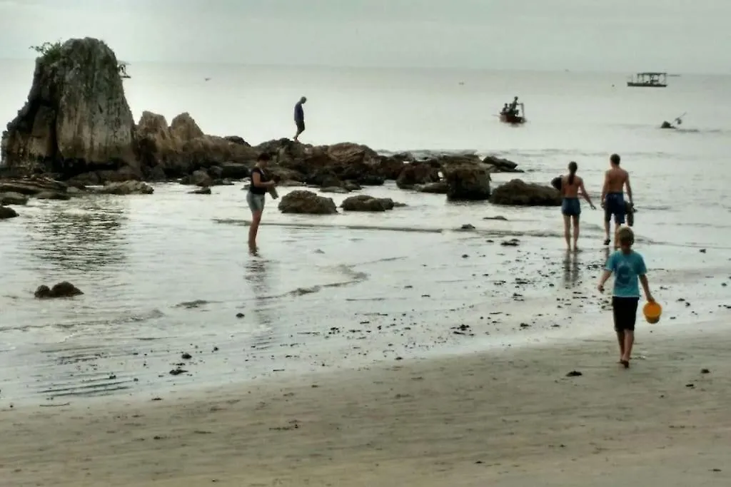 Ferias E Alegrias Em Casa Pe Na Areia! Vila Penha  Casa de Férias Penha (Santa Catarina)